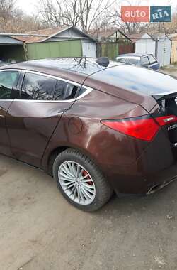 Позашляховик / Кросовер Acura ZDX 2010 в 