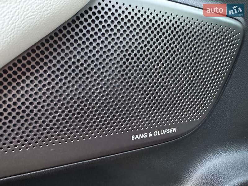 Внедорожник / Кроссовер Acura ZDX 2024 в Нововолынске