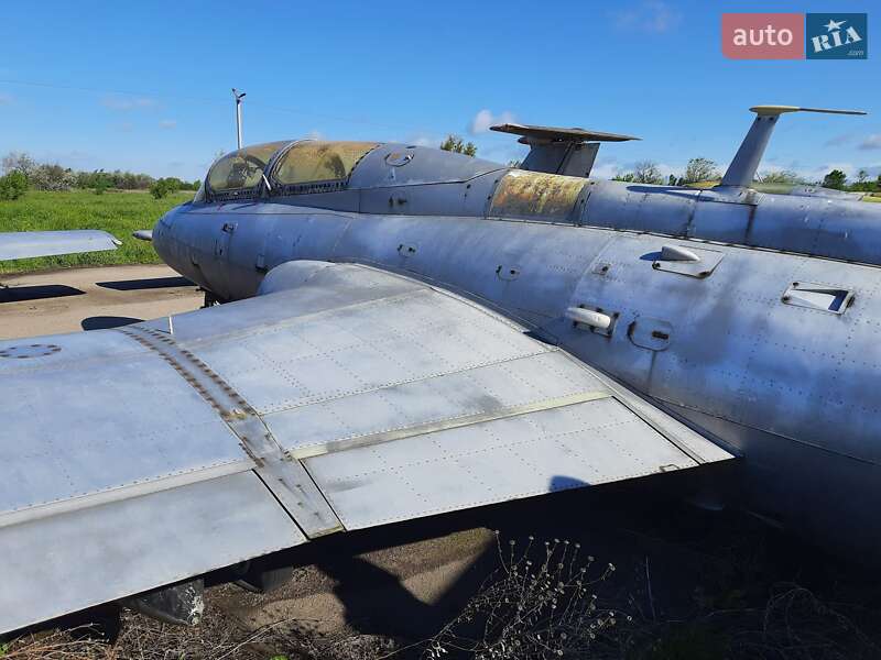 Самолёт Aero Vodochody L-29 Delfin 1969 в Запорожье