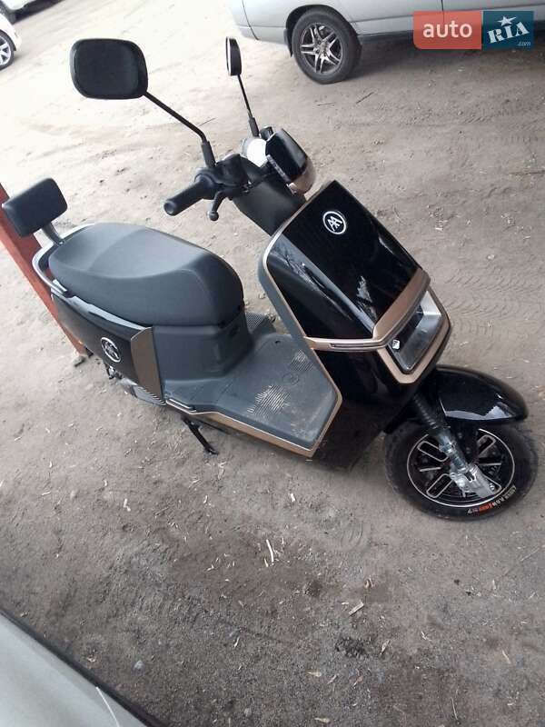 Скутер AIMA Crystal 2024 в Дніпрі