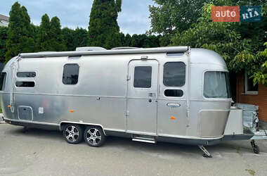 Будинок на колесах Airstream International 2009 в Києві