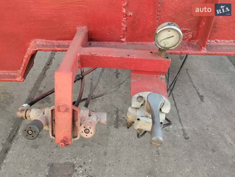 Контейнеровоз полуприцеп Al-ko 1000 1998 в Одессе