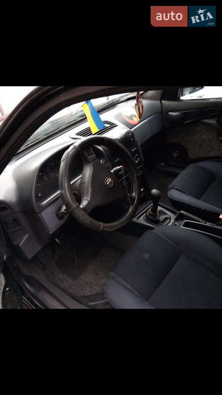 Седан Alfa Romeo 146 1998 в Житомирі