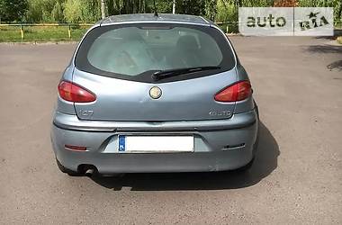 Хэтчбек Alfa Romeo 147 2002 в Измаиле