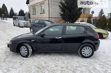 Хэтчбек Alfa Romeo 147 2009 в Львове