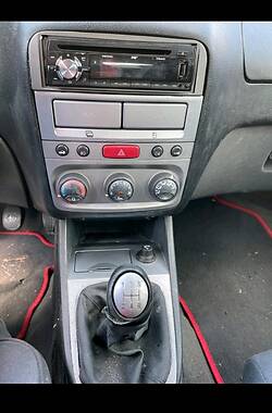 Хетчбек Alfa Romeo 147 2008 в Рівному