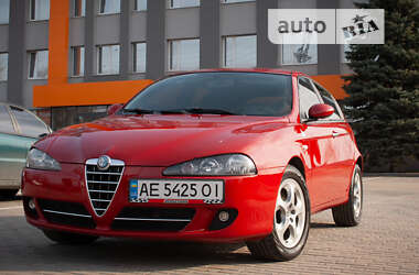 Хэтчбек Alfa Romeo 147 2009 в Днепре