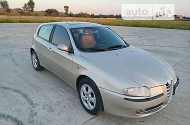 Хэтчбек Alfa Romeo 147 2004 в Чопе