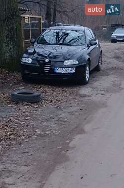 Хетчбек Alfa Romeo 147 2002 в Києві