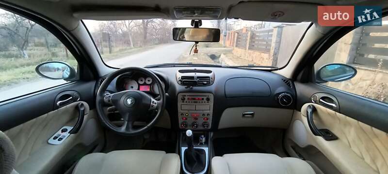 Хетчбек Alfa Romeo 147 2007 в Ужгороді