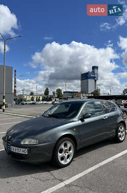 Хетчбек Alfa Romeo 147 2001 в Києві