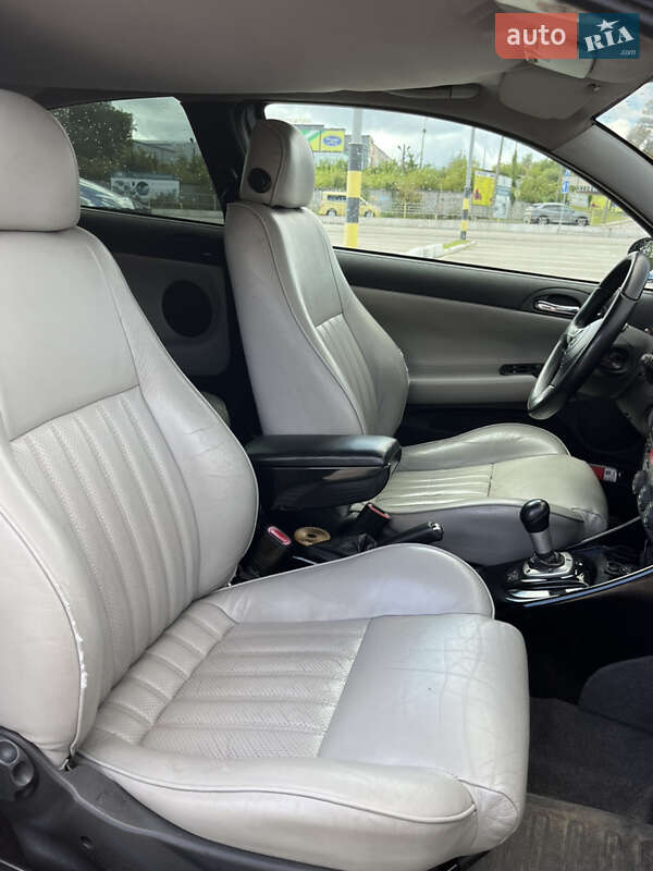 Хэтчбек Alfa Romeo 147 2001 в Киеве фото 6 Хэтчбек Alfa Romeo 147 2001 в Киеве