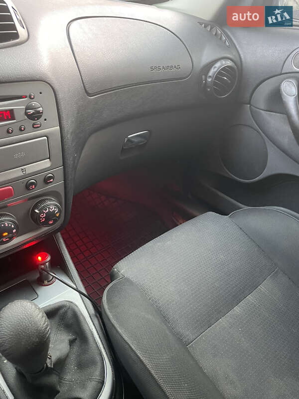 Хэтчбек Alfa Romeo 147 2008 в Ивано-Франковске