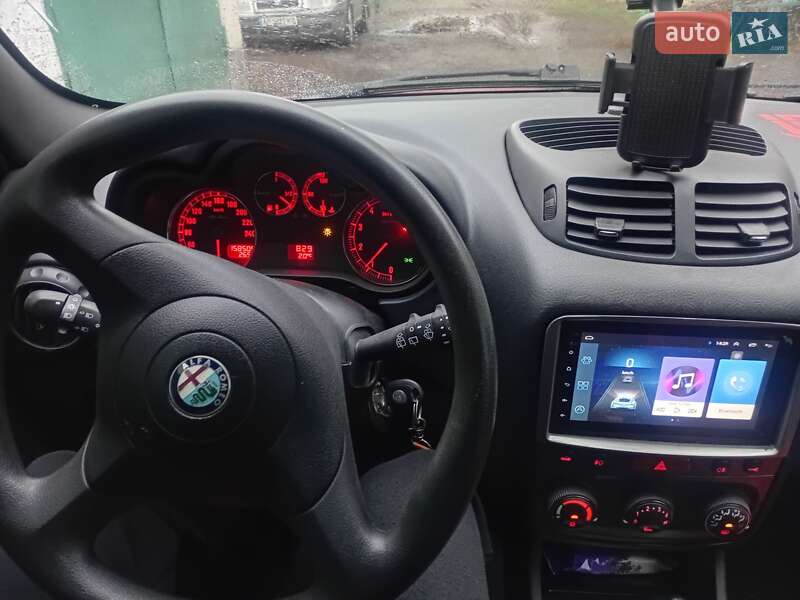 Хетчбек Alfa Romeo 147 2009 в Дніпрі