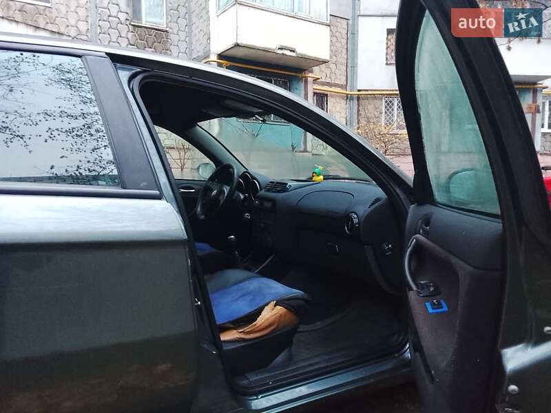 Хэтчбек Alfa Romeo 147 2003 в Херсоне