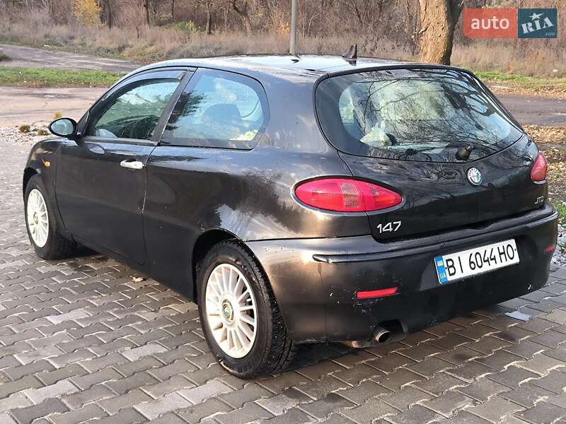 Хэтчбек Alfa Romeo 147 2003 в Светловодске фото 4 Хэтчбек Alfa Romeo 147 2003 в Светловодске