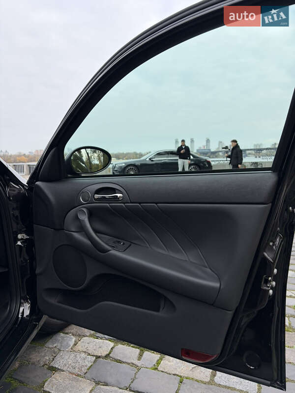 Хэтчбек Alfa Romeo 147 2009 в Киеве