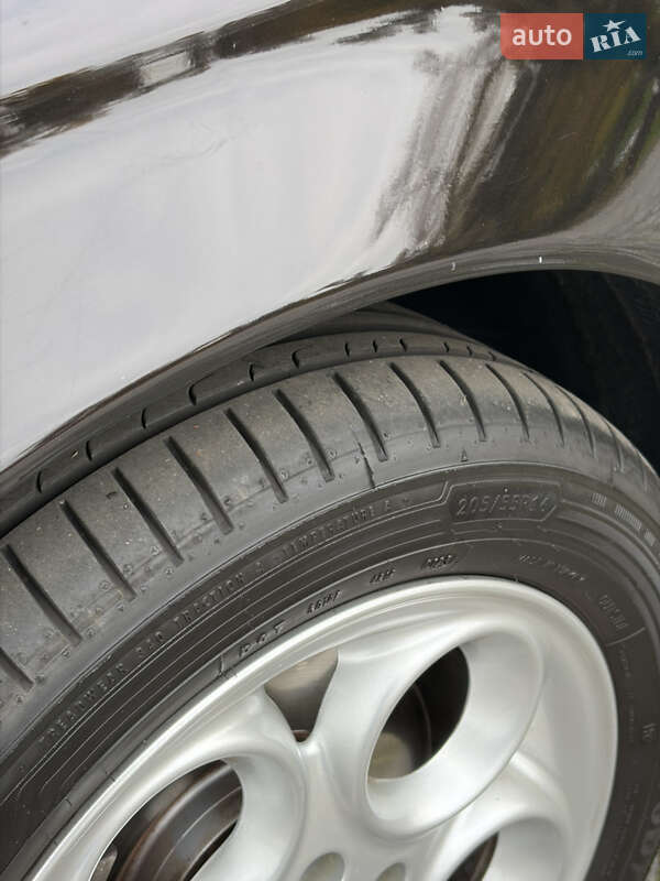 Хэтчбек Alfa Romeo 147 2009 в Киеве