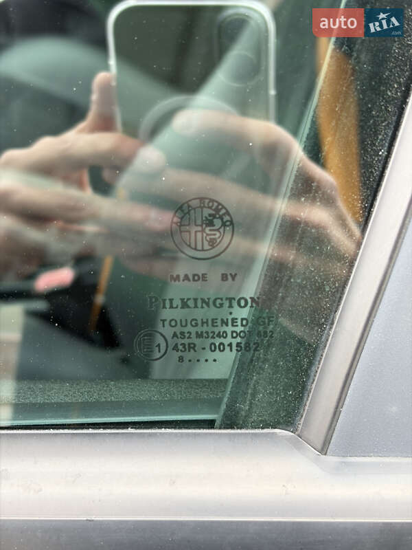 Хэтчбек Alfa Romeo 147 2009 в Киеве