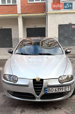 Хетчбек Alfa Romeo 147 2003 в Тернополі
