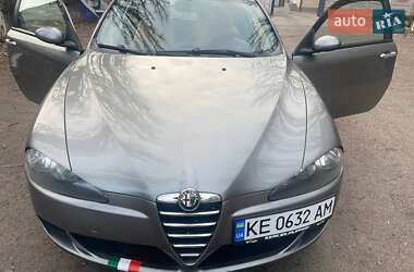 Хэтчбек Alfa Romeo 147 2005 в Николаеве