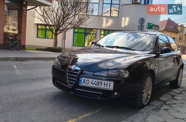 Хетчбек Alfa Romeo 147 2007 в Ужгороді
