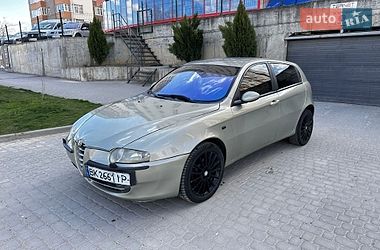 Хетчбек Alfa Romeo 147 2003 в Тернополі