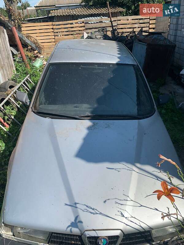 Седан Alfa Romeo 155 1994 в Києві