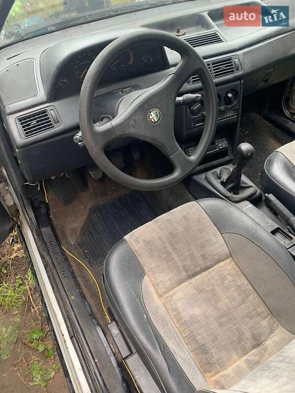 Седан Alfa Romeo 155 1994 в Києві