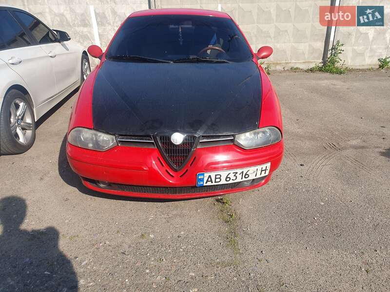 Седан Alfa Romeo 156 1998 в Святопетровское