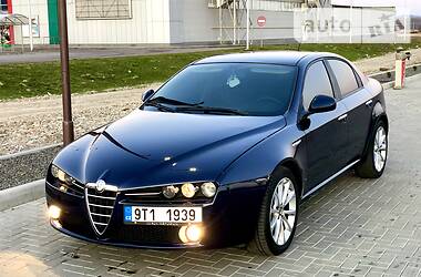 Седан Alfa Romeo 159 2006 в Хусте