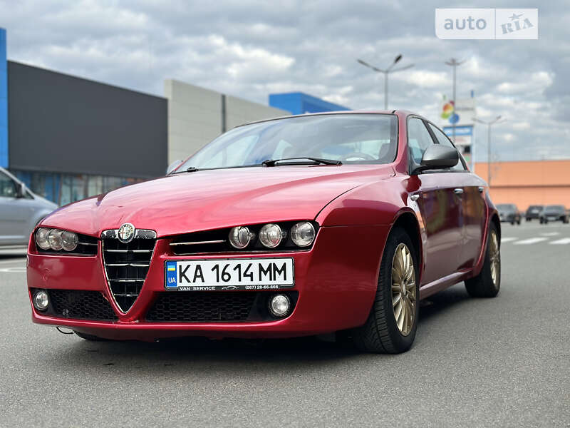 Седан Alfa Romeo 159 2006 в Києві