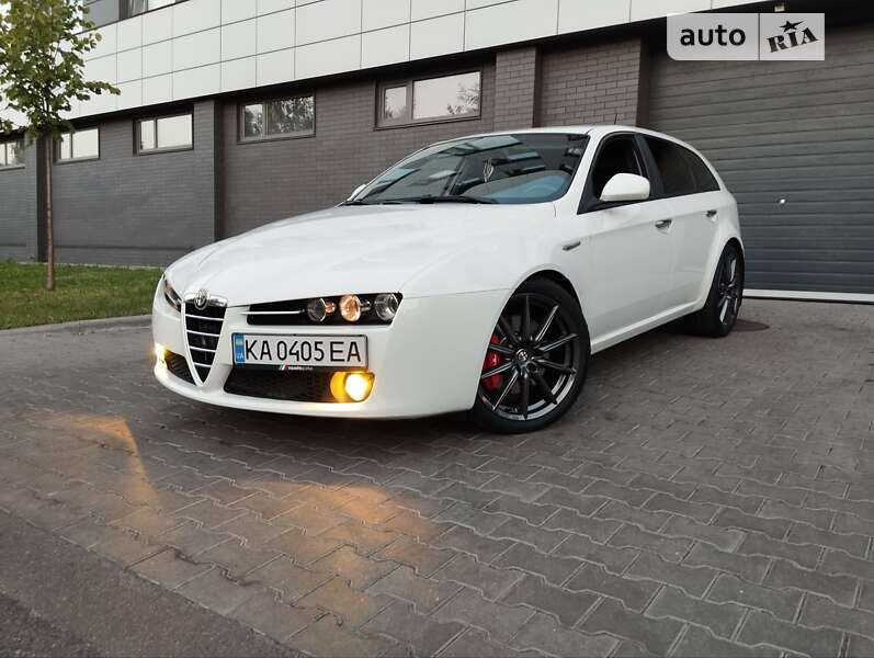 Універсал Alfa Romeo 159 2008 в Києві