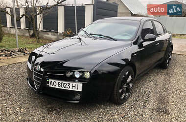 Седан Alfa Romeo 159 2007 в Іршаві