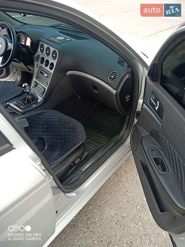 Універсал Alfa Romeo 159 2006 в Дніпрі