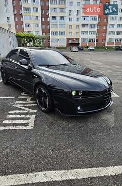Седан Alfa Romeo 159 2006 в 