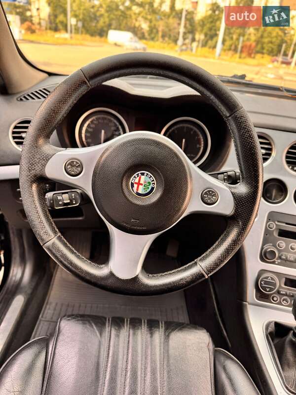 Седан Alfa Romeo 159 2006 в Киеве