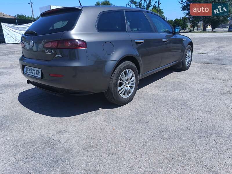 Универсал Alfa Romeo 159 2011 в Днепре