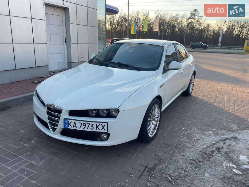 Седан Alfa Romeo 159 2011 в Киеве фото 2 Седан Alfa Romeo 159 2011 в Киеве