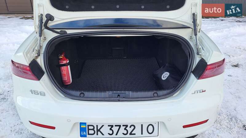 Седан Alfa Romeo 159 2011 в Сарнах фото 19 Седан Alfa Romeo 159 2011 в Сарнах