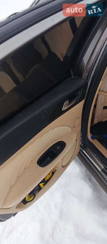 Седан Alfa Romeo 159 2006 в Бучі