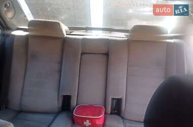 Седан Alfa Romeo 164 1988 в 