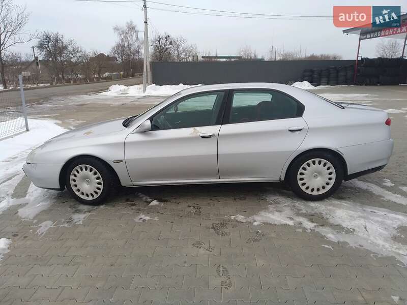 Седан Alfa Romeo 166 1999 в Черновцах