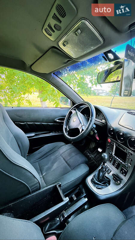 Седан Alfa Romeo 166 2000 в Косові