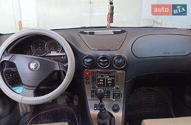 Седан Alfa Romeo 166 2000 в 
