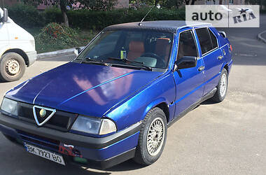 Хэтчбек Alfa Romeo 33 1991 в Луцке