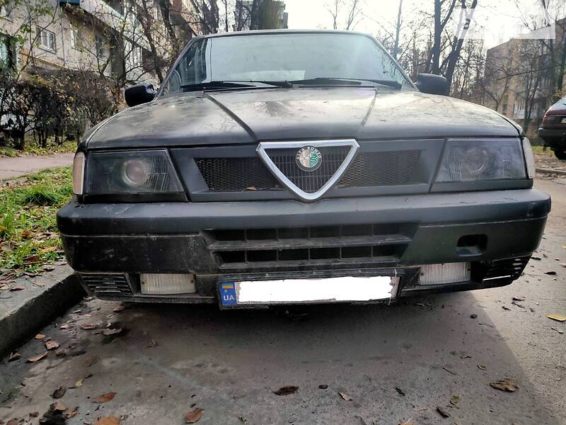 Хэтчбек Alfa Romeo 33 1990 в Киеве