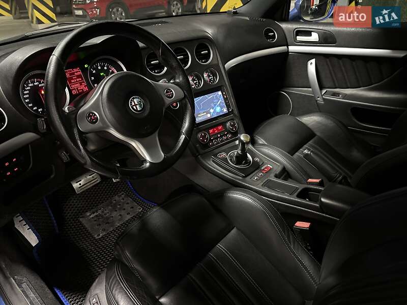 Купе Alfa Romeo Brera 2008 в Киеве