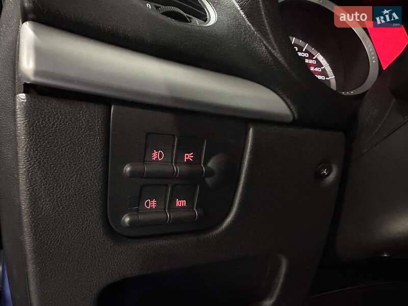 Купе Alfa Romeo Brera 2008 в Киеве