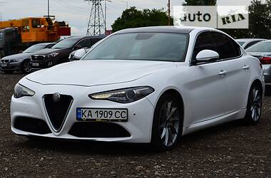 Седан Alfa Romeo Giulia 2017 в 